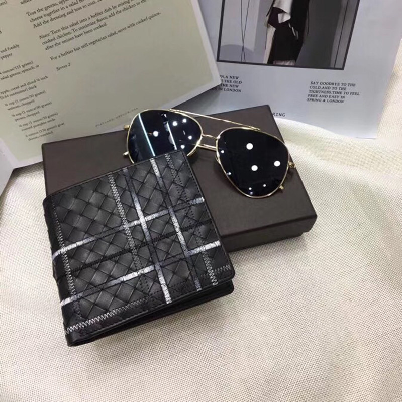 Burr Embroidered Layer Bull Leather Woven Men's Wallet 2022 New Fashion Classic Minima Short Leather Wallet