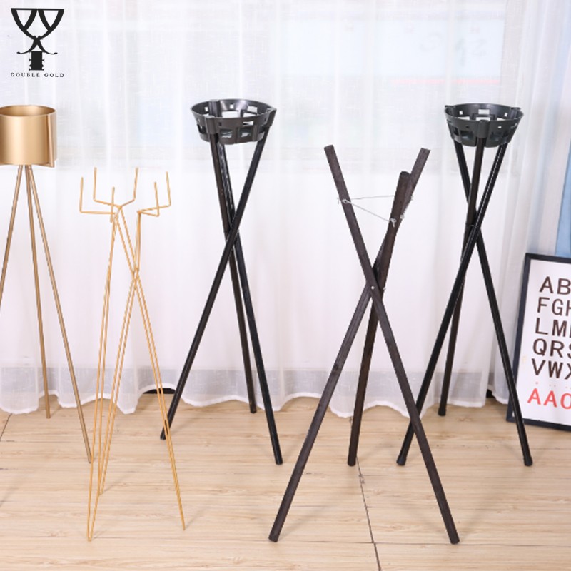 Fashion tripod metal atmosphere flower shelf solid wood tripod iron frame opening flower basket simple store opening