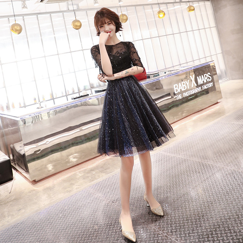 Black small evening dress skirt women's 2022 new aura queen lady temperament host short style can be worn at ordinary times