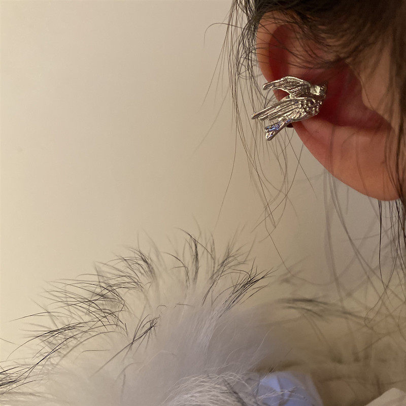 Lou haha] ins cold wind bird ear bone clip without ear piercing earrings Feiyan Korea cool personality earrings female