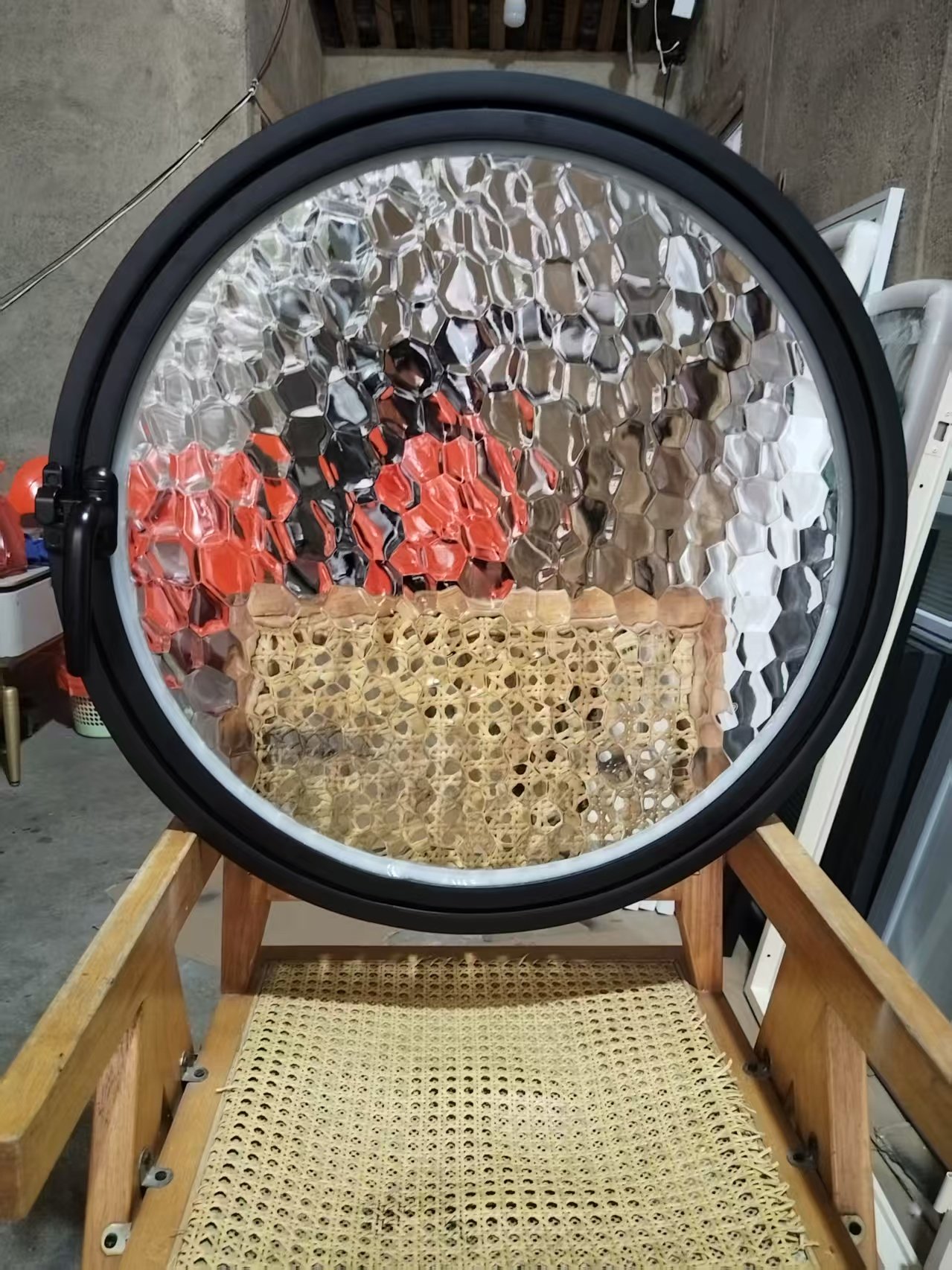 Arc-Shaped Window with Central Axis Rotation, Round Window, Moon Window, Indoor Circular Glass Window, Loft View Round Window Manufacturer