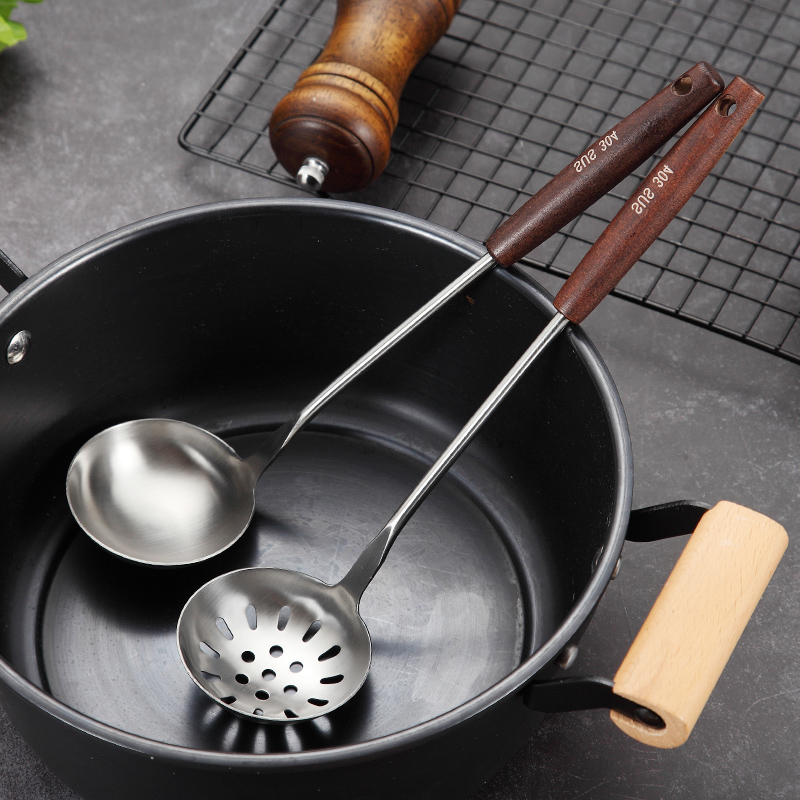 304 stainless steel wooden handle spoon Colander household kitchenware anti-hot thick handle porridge Spoon mixed noodle spoon Kitchen Supplies