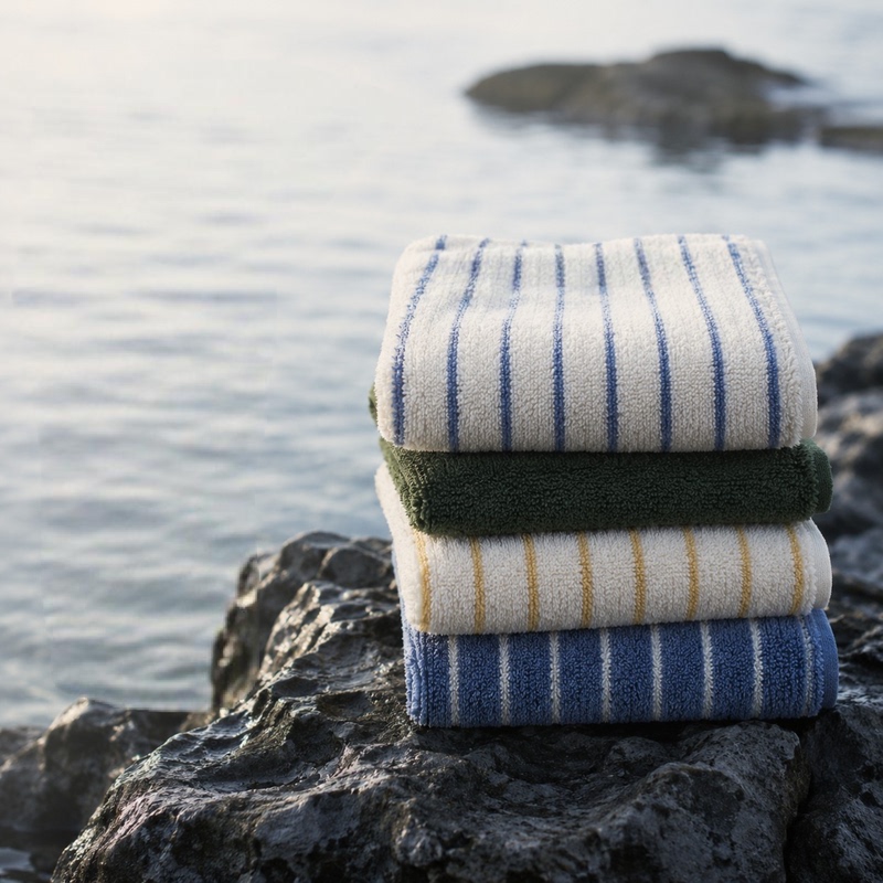 Export to Denmark Order Xinjiang Cotton Towel and Bath Towel Series Combed Cotton Yarn-Dyed Jacquard Soft Skin-Friendly Absorbent Quick-Drying