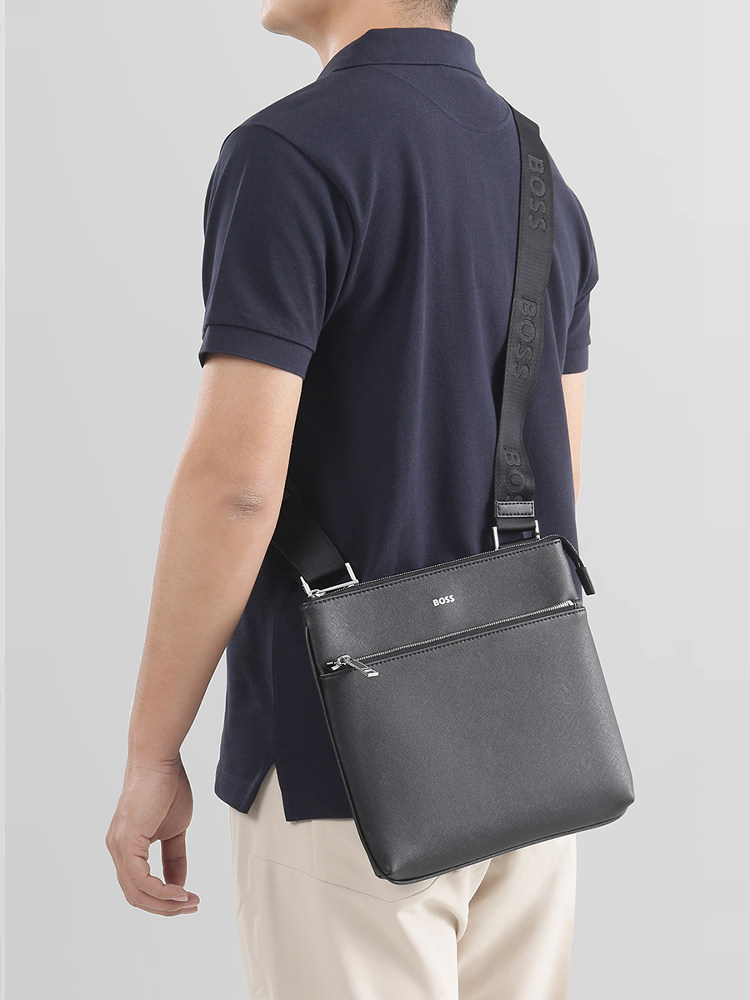 Hugo Boss Men's Black Series Commuter Bag Single Shoulder Crossbody Bag 50483567