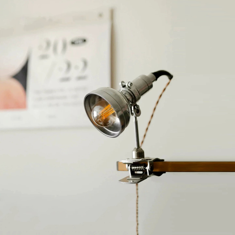 Bauhaus Retro Swing Arm Telescopic Clip-On Desk Lamp Industrial Style Study Desk Multi-Angle Reading Clip Lamp Bauhaus Retro Swing Arm Telescopic Clip-On Desk Lamp Industrial Style Study Desk Multi-Angle Reading Clip Lamp