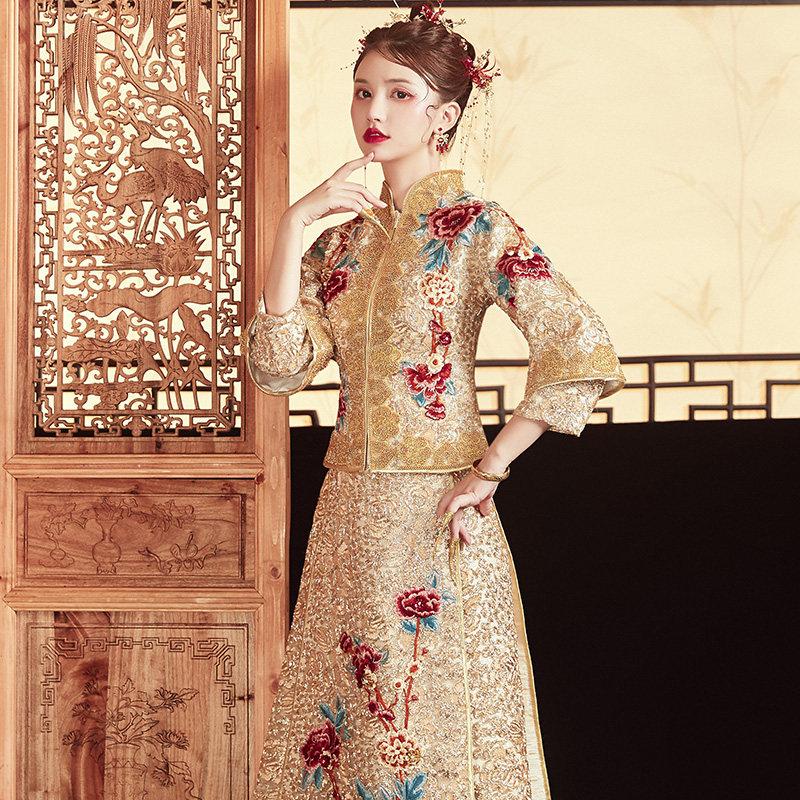 Xiuhe dress champagne color 2021 new female couple toast dress Chinese wedding bridal dress dress cabinet dress gold