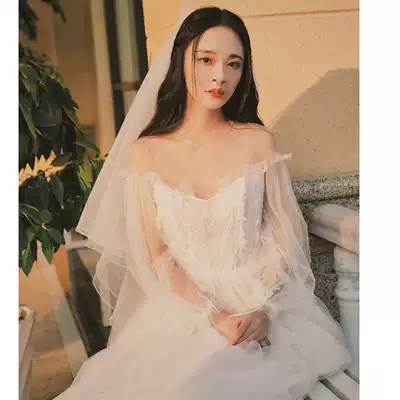French Mori light main wedding dress 2021 New temperament bride Hepburn simple generous tailing small man go out yarn