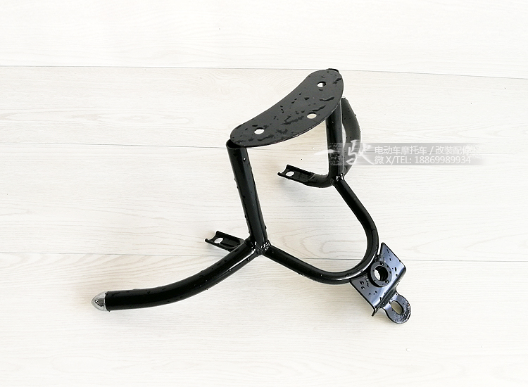Phiên bản châu âu của nhỏ rùa vua xe máy điện sửa đổi sau khi kệ nhỏ lốp dự phòng lưỡi liềm bánh mì tựa lưng móc áo phía sau khung đuôi xe vision