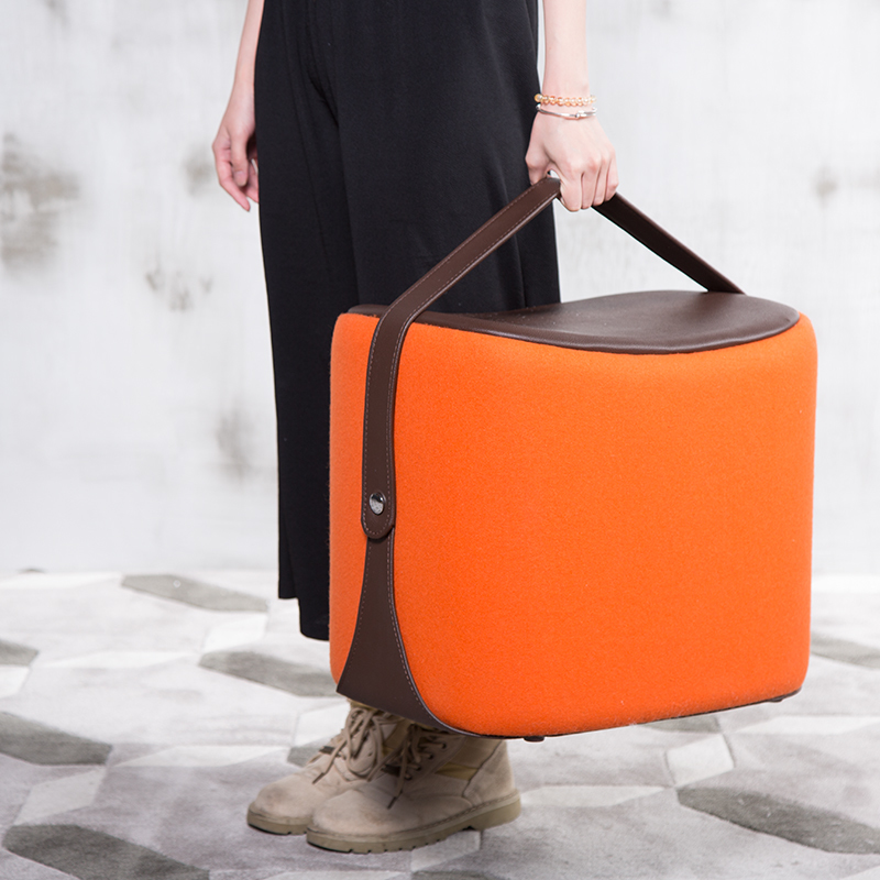 Customized ansuner designer furniture Nordic solid wood creative simple portable portable saddle low stool Ottoman