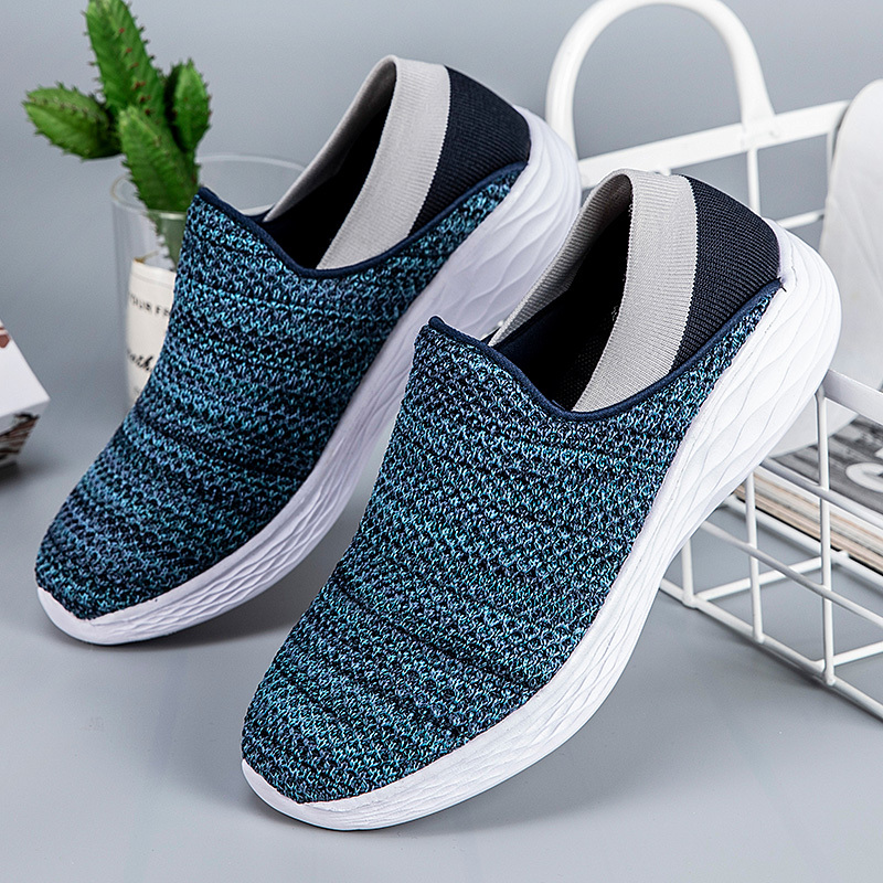Slip-On Canvas Shoes for Men, Large Size 46-47, No Laces, Easy to Wear, Casual Walking Sneakers