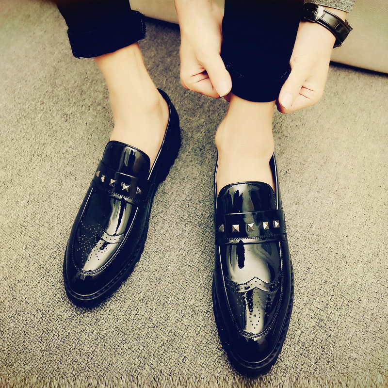 British pointed toe casual leather shoes men's Korean version of the trend lazy set feet bright leather shoes nightclub hair stylist to increase orgasm shoes