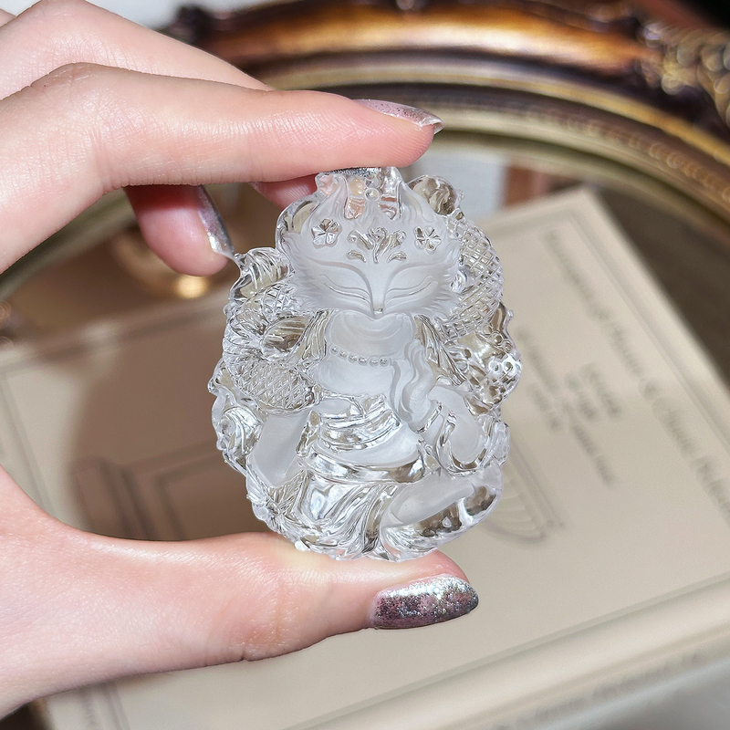 【Exquisitely Carved Immortal Fox Pendant】Collection of Hair Crystal Rabbit Fur Crystal Nine-Tailed Fox Resin Flower Green Phantom Three-Dimensional Carving Pieces