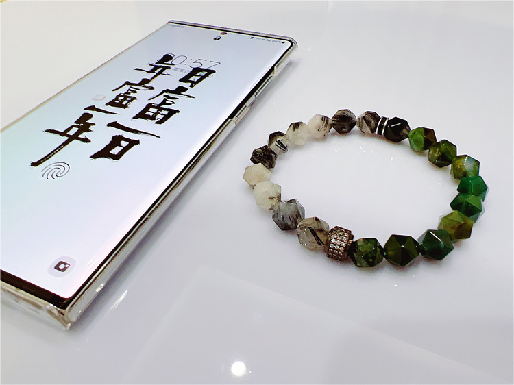 Original design for men and women lovers of black hair crystal crystal natural water grass Manau section handmade ornaments