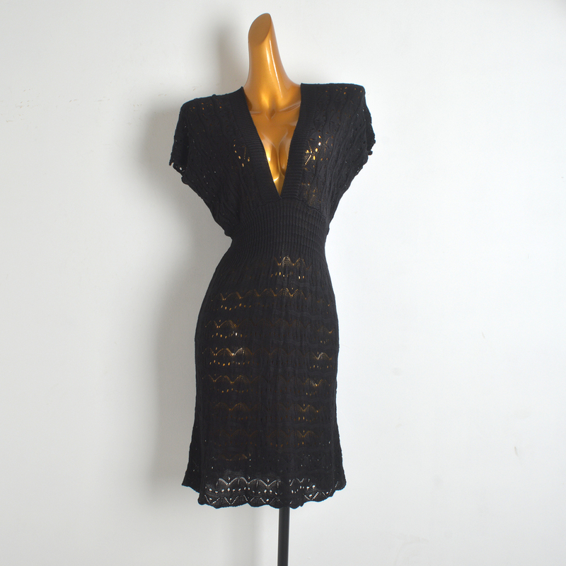 European and American Style Vacation Layered Dress V-Neck Elastic Waist Hollow Jacquard Ripple Cover-Up Beach Dress Vacation Dress European and American Style Vacation Layered Dress V-Neck Elastic Waist Hollow Jacquard Ripple Cover-Up Beach Dress Vacation Dress