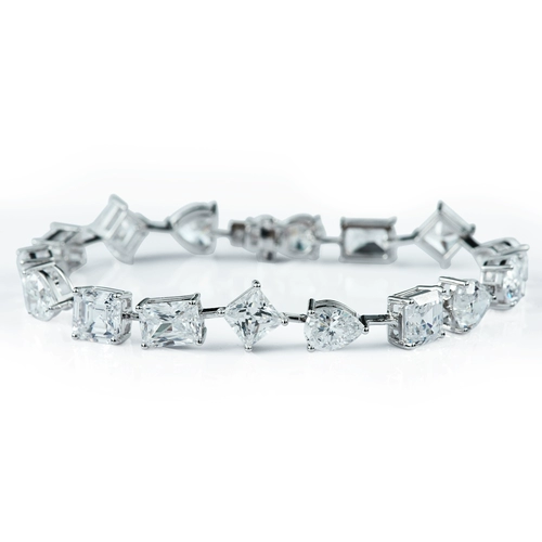 Чистая платина PT950, муассанит цвета D, импортированный из США, шесть видов особой формы, в форме сердца, неправильной формы, с микрозаклепками и бриллиантами для женщин.