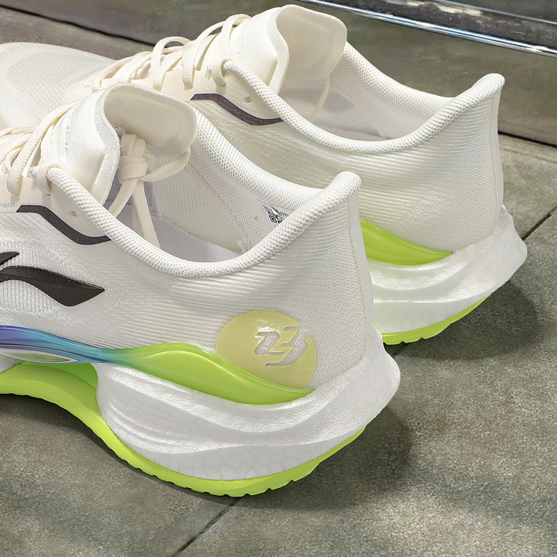 Li-Ning Ultra-Light 23 Running Shoes for Women, Cushioning Beng䨻 Silk 2026 New Model, Lightweight Racing Shoes with Rebound and Breathability Li-Ning Ultra-Light 23 Running Shoes for Women, Cushioning Beng䨻 Silk 2026 New Model, Lightweight Racing Shoes with Rebound and Breathability