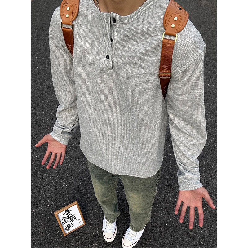 Gray American-Style Henry Collar Long-Sleeve T-Shirt for Men, Spring and Autumn Waffle Knit Sweatshirt, Polo Collar Casual Base Layer Shirt