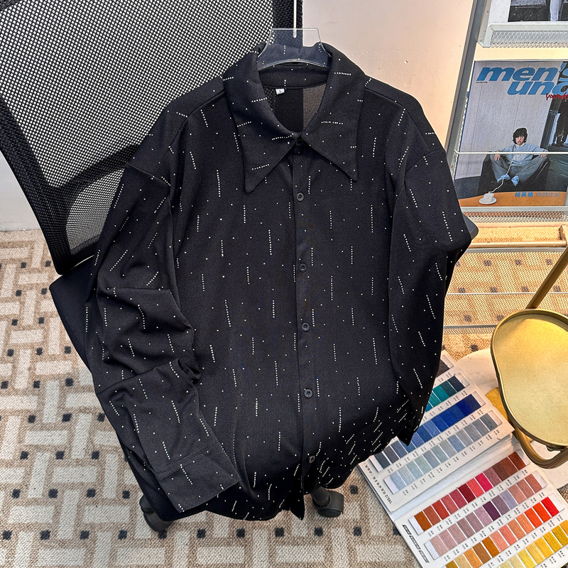 Spring and Summer Black Starry Rhinestone Shirt for Men, Niche Design, Cool and Casual, No-Iron Long-Sleeved Shirt