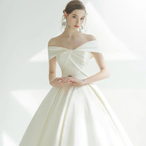 2021 new satin wedding dress one shoulder long tail retro Korean simple temperament thin tutu