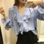 Áo blouse cổ tích nữ mùa xuân mới phiên bản Hàn Quốc của áo thun cổ chữ V rộng tay - Áo sơ mi sơ mi kẻ dài tay nữ