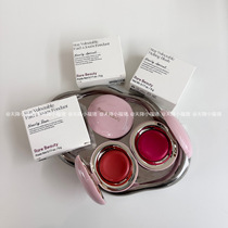 Румяна Rare Beauty Selena Glossy Blush 5г почти розовый абрикос