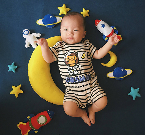 Cut-free non-woven material bag Fabric toys Handmade DIY space rocket baby baby photo props