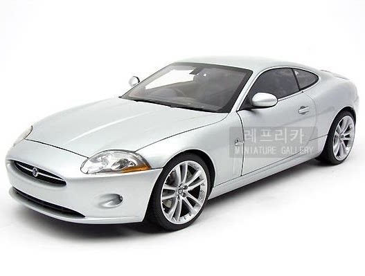 Alto 1:18 for Jaguar XK 2006 Sport Silver Model