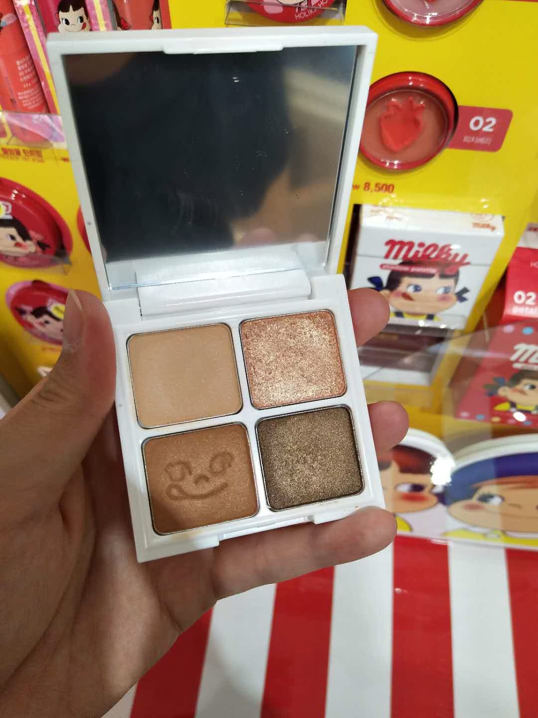 Giải phóng mặt bằng holika holika mới peko không hai loạt bóng mắt đĩa blush air cushion bb phấn mắt morphe
