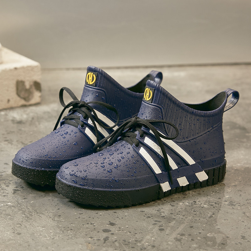 Rainshoes men summer skid kitchen work waterproof shoes short tube resistant shoes and mud fishing suite plus velvet boots