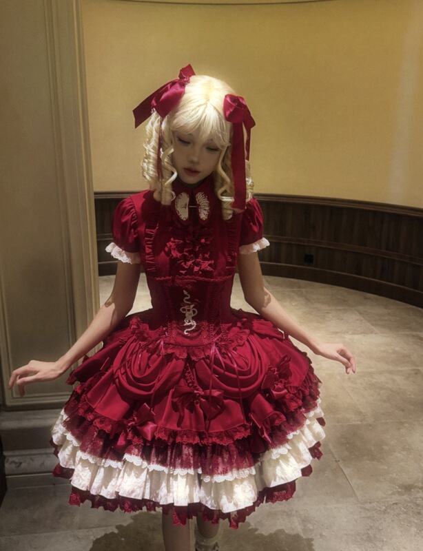 In-Stock Antique Vows Poison Apple Original Heavy-Duty Red and Black Gorgeous Gothic Lolita Dress In-Stock Antique Vows Poison Apple Original Heavy-Duty Red and Black Gorgeous Gothic Lolita Dress