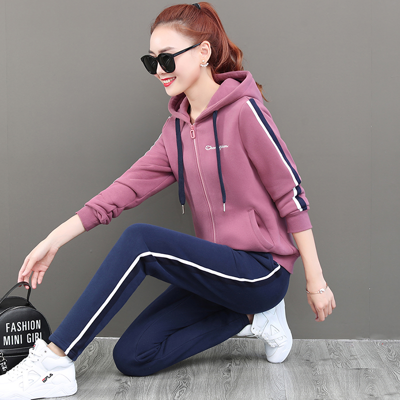 Sport suit women's autumn winter 2019 new gush thickened winter warm cardiovert casual thick cotton two sets of foreign pie
