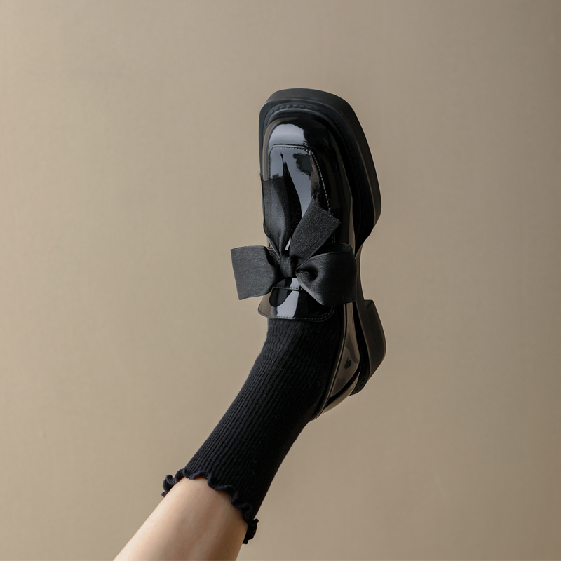 Bright Lacquer Leather Students Small Leather Shoes Women 2022 Spring New Butterfly Knots Flat-bottomed Lefu Shoes Sloth People A Foot Pedal Single Shoes 