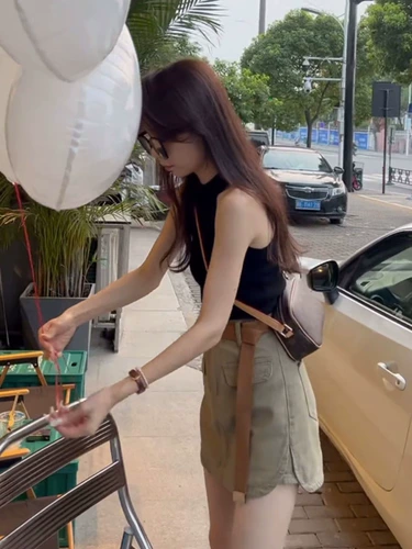 Короткая сексуальная майка топ без рукавов, в американском стиле, для маленькой груди