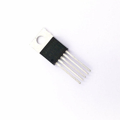 Power-stabilized chip LM2576T-5 0P TO220-5 switch-type step-down chip