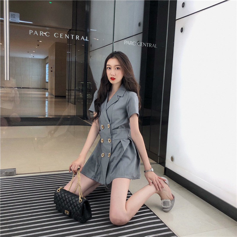 VK旗艦店 韓系復古氣質收腰百褶小西裝雙排釦短袖洋裝