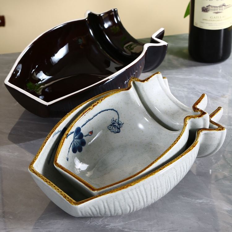 Characteristic special-shaped ceramic Chinese retro half altar soup plate fashion artistic conception dish leisure farm hotel tableware
