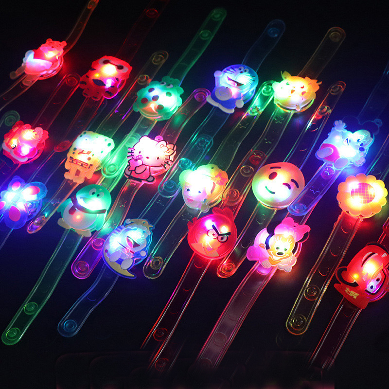Creative Luminous Bracelet Kid Led Flash Gadget Little Gadget Nursery Small Gift Watches Children Toys 1 Yuan or less