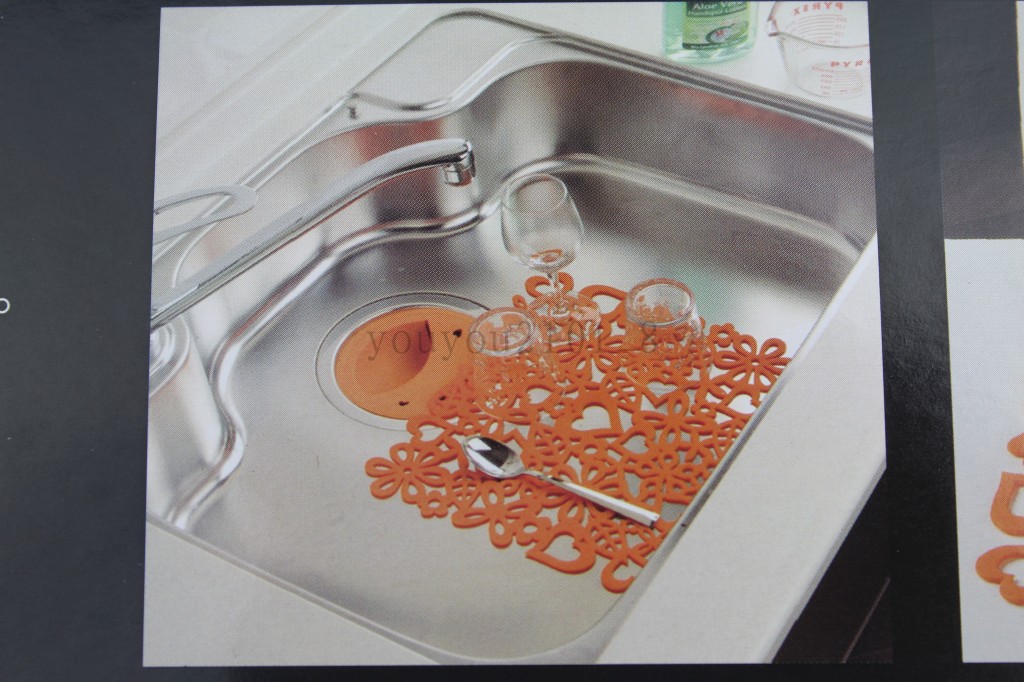 Export of high-grade tableware hollow table mat heat insulation non-skid table mat table mat asphalt pad silica gel pad