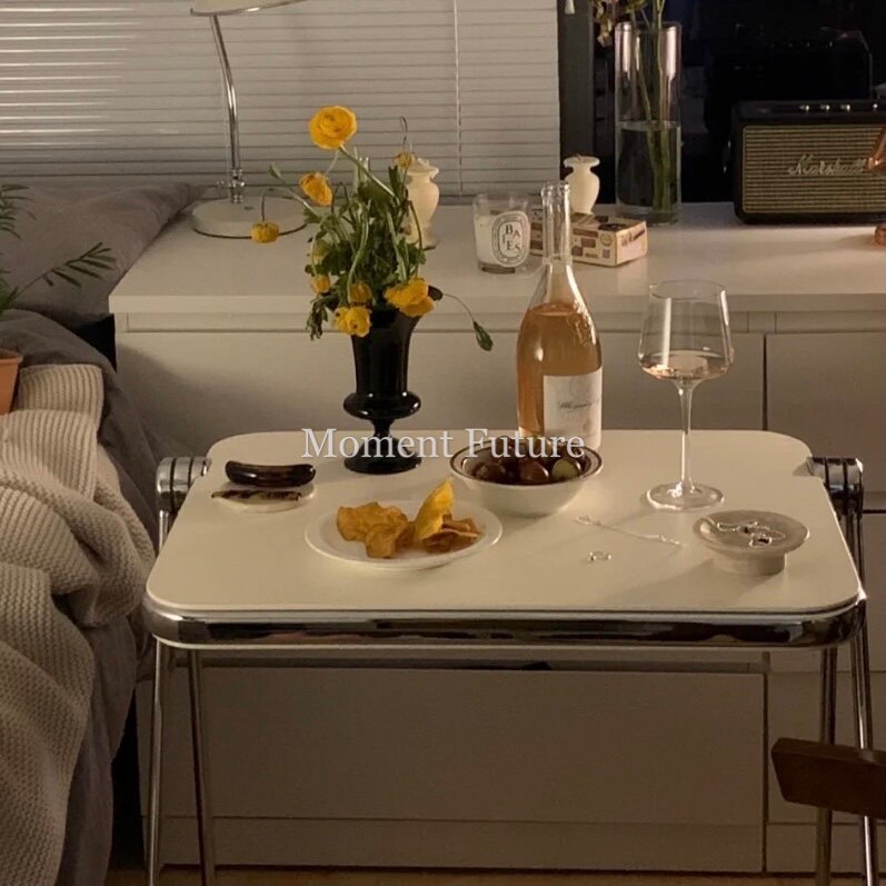 Moment Future middle-aged folding ins net red home clothing store photo studio small desk