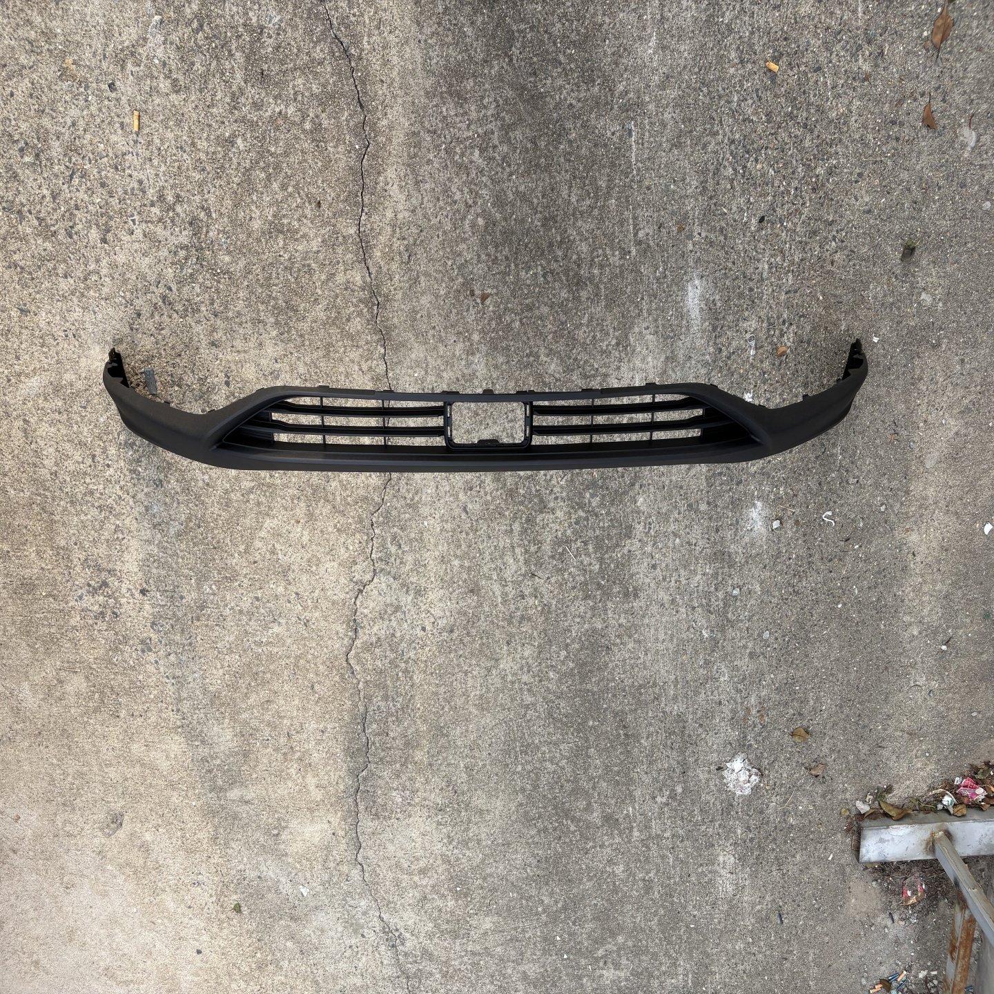 Suitable for Changan Unit Front Bumper, Front Bumper Assembly, Uni-T Center Grille, Lower Front Bumper, Fog Light Frame