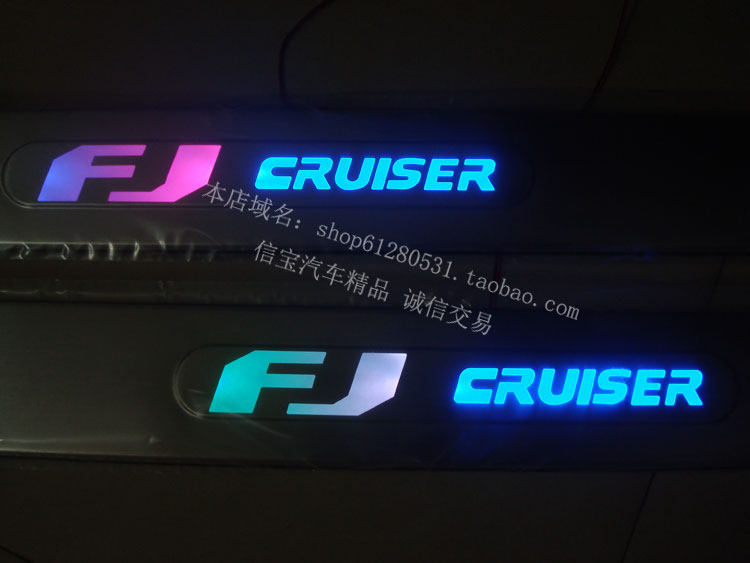 Toyota FJ Rand Cool Luze welcome light pedal Lu patrol modified with light pedal LED threshold strip decorative strip