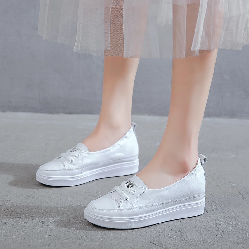 High-rise small white shoes women's shoes 2021 new Joker thick bottom soft leather summer thin breathable shallow flat shoes