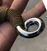 A leopard cold bending traditional titanium alloy slingshot 304 stainless steel gradient fox small S antelope outdoor slingshot handmade bow