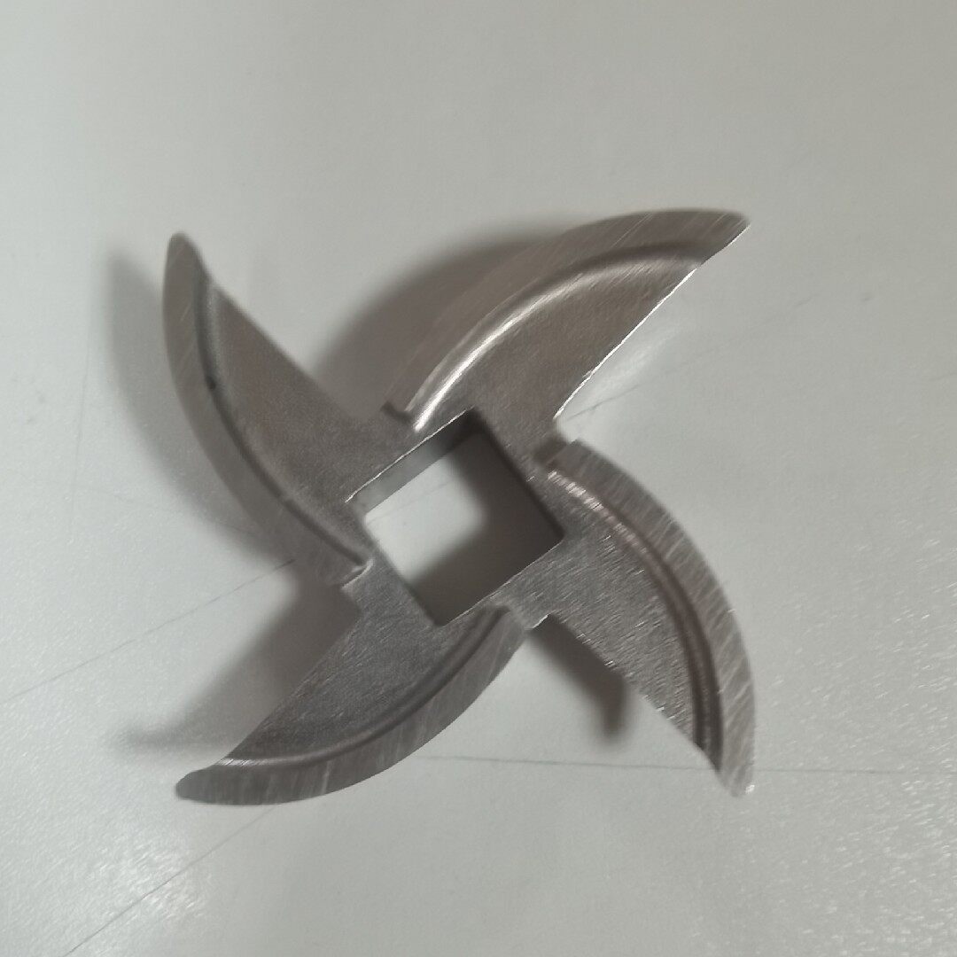 The De Marsee MG420YF-JR12 Meat Grinder Blade Cross Blade Accessory to Buy a One-to-One