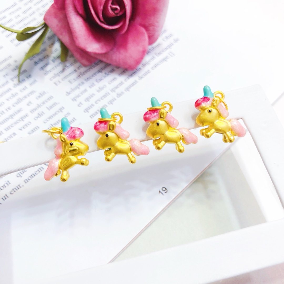Foot gold 999 gold zodiac horse gold unicorn gold pendant 3d hard gold women's set new cartoon children's necklace