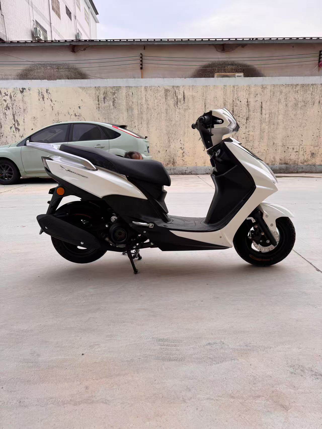林海劲战125cc四代目踏板摩托车:雅马哈款,你的都市新宠!-摩托车整车-淘宝好物网