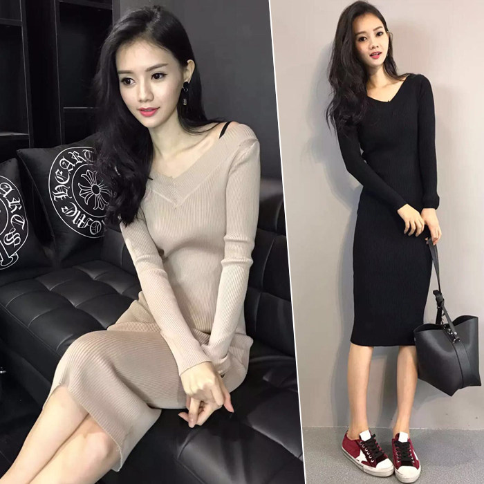 Spring and autumn clothes 2022 new slim knitted long skirt sexy V-neck long-sleeved mid-length version bag hips with dress trend