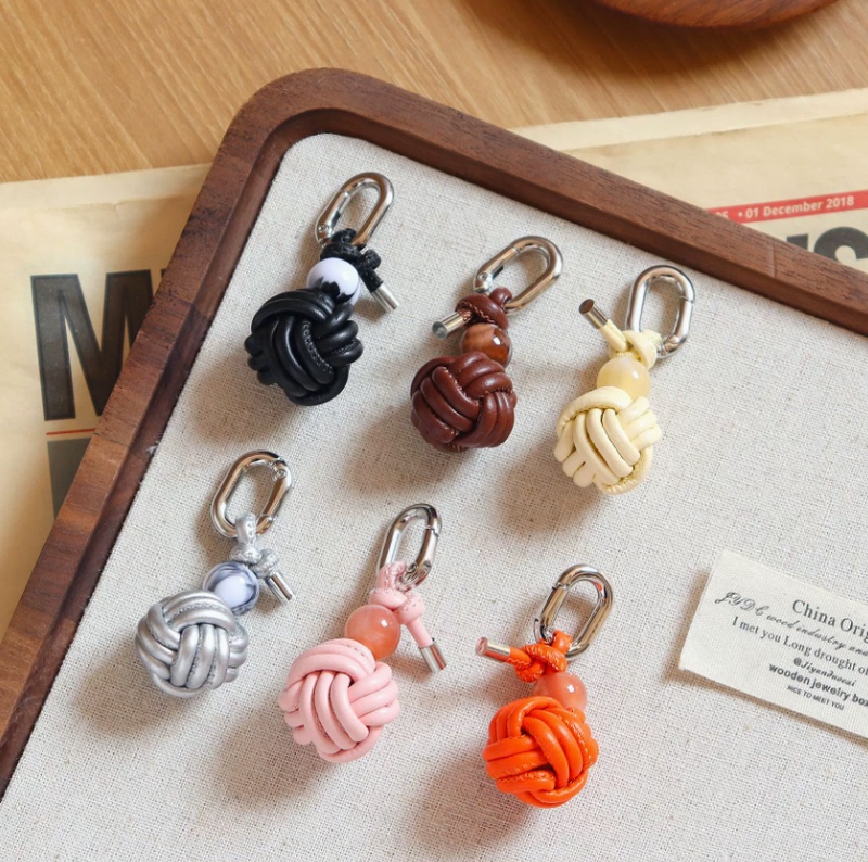Colorful Mushroom Bag Pendant, Cute Cotton-Filled Small Ball, Handmade Woven Keychain, DIY Phone Accessory, Shoe Charm