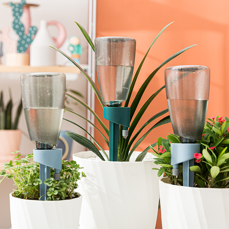 Water dropler watering artifact lazy household green plantation timing flower drop irrigation differential water seepager automatic watering