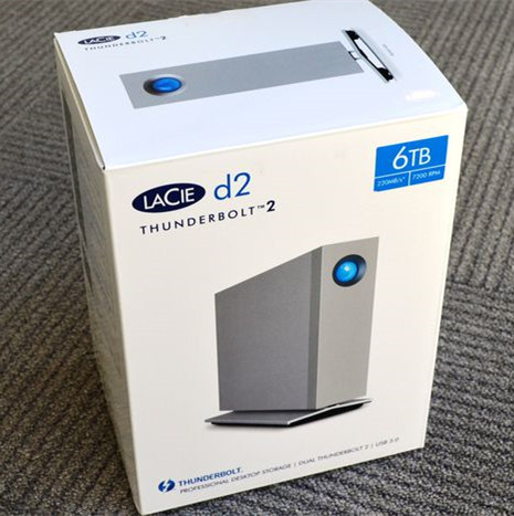 LaCie d2 8TB USB3 1 USB-C lightning 3 generation carry-on hard disc (STFY8000400)